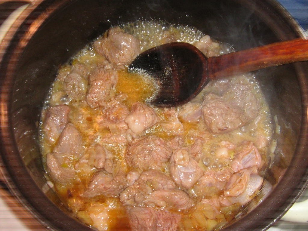 Zama gulas (Gulyas Leves)