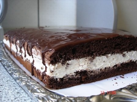 Prajitura cu crema de ciocolata alba