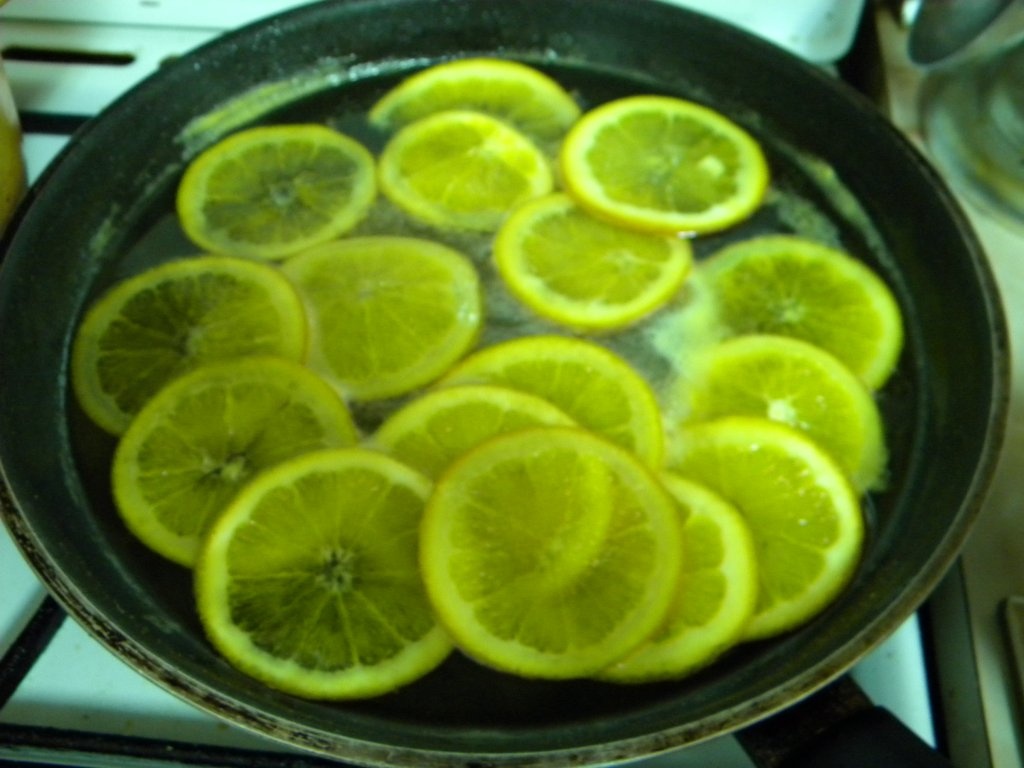 Tort de ciocolata cu 2 creme