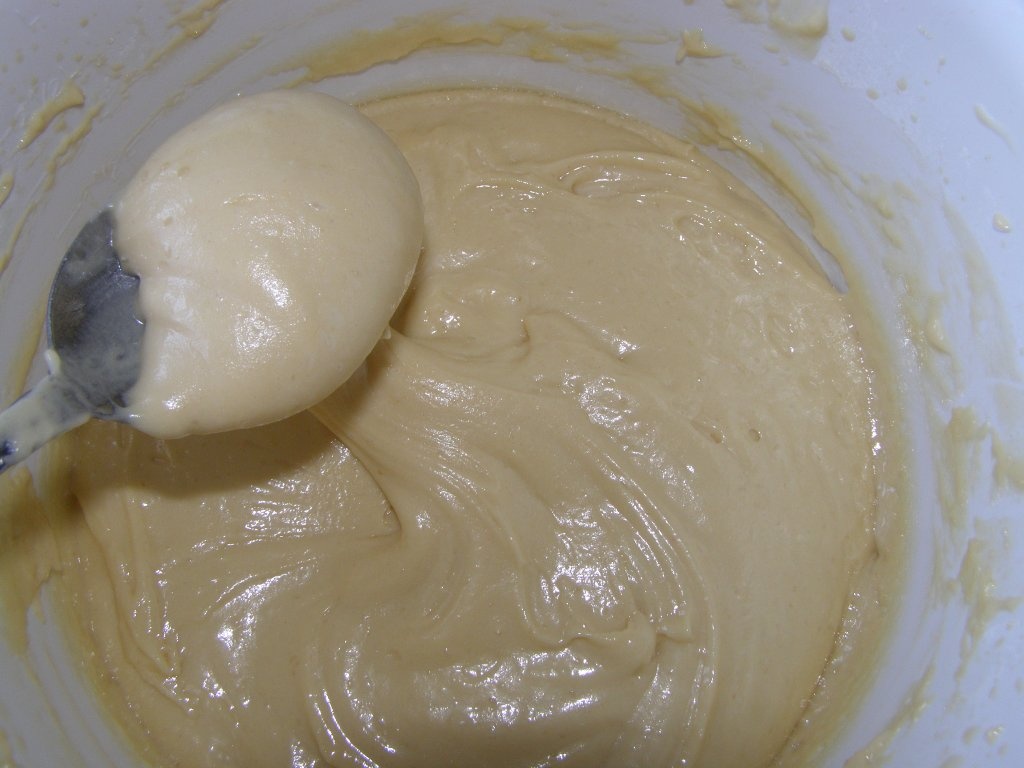 Prajitura cu prune si bezea. Reteta simpla, delicioasa si foarte simplu de facut