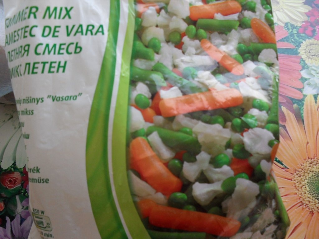 Supa cu ,,amestec de vara,, si ciuperci