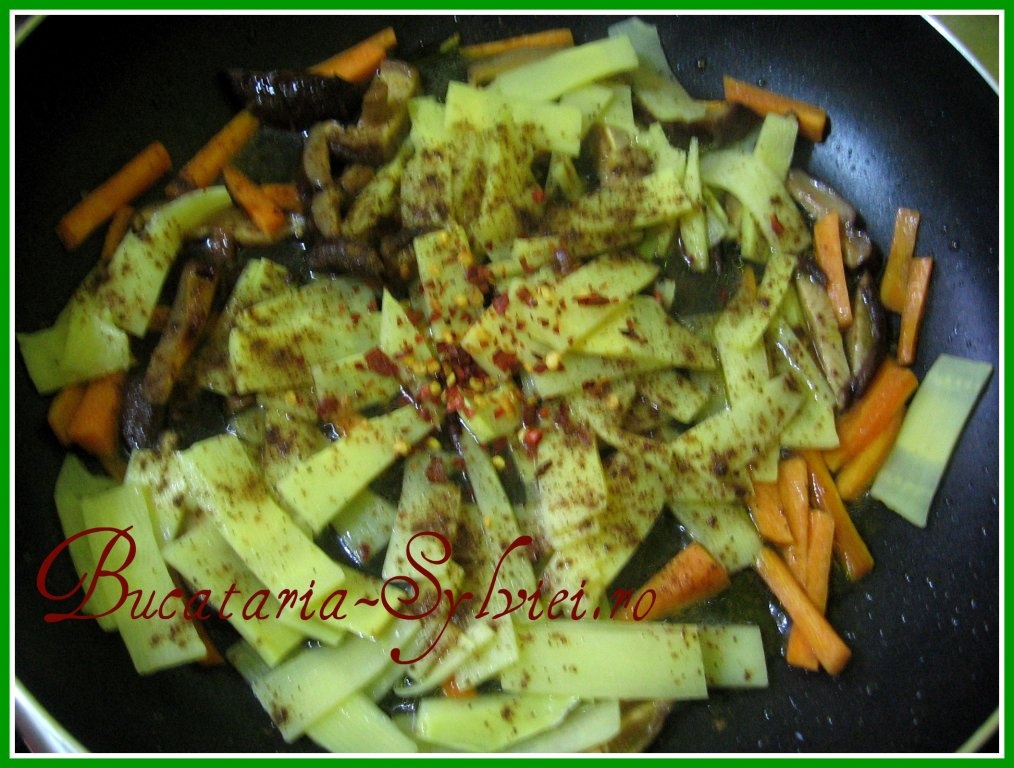 Taietei chinezesti cu bambus