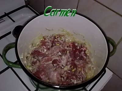 Rasol alb de porc cu ciuperci champignion