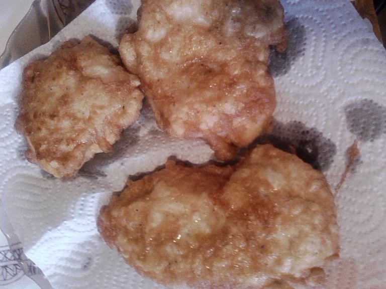 Snitel din piept de pui si cascaval