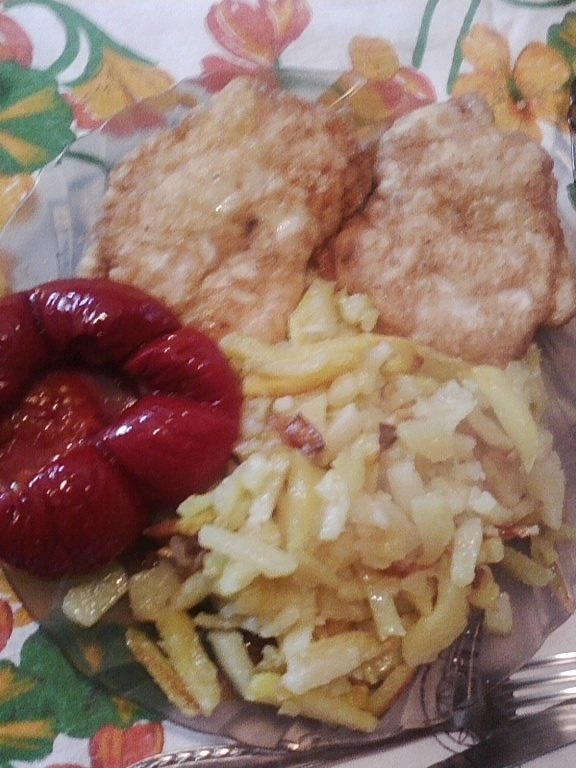 Snitel din piept de pui si cascaval