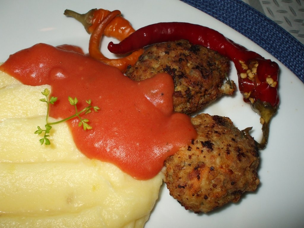 Chiftele de porc cu soia