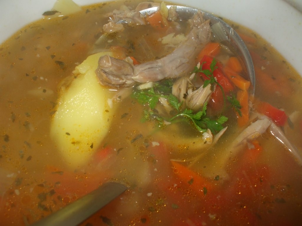 Ciorba de vitel cu legume congelate