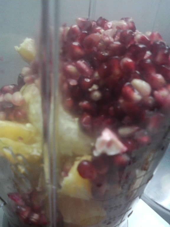 Suc natural de rodie si portocale