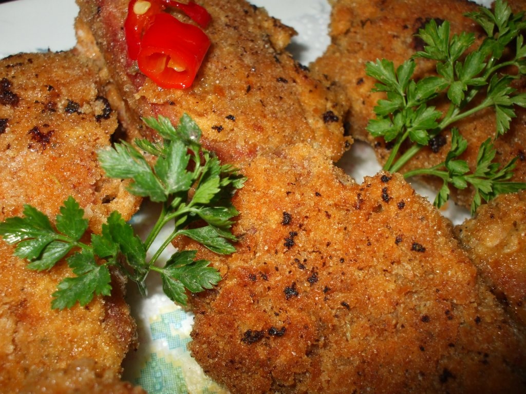 Mezeluri pane cu branza topita