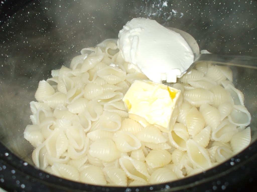 Paste cu branza telemea