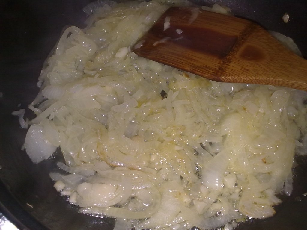 Paste fainoase cu ton