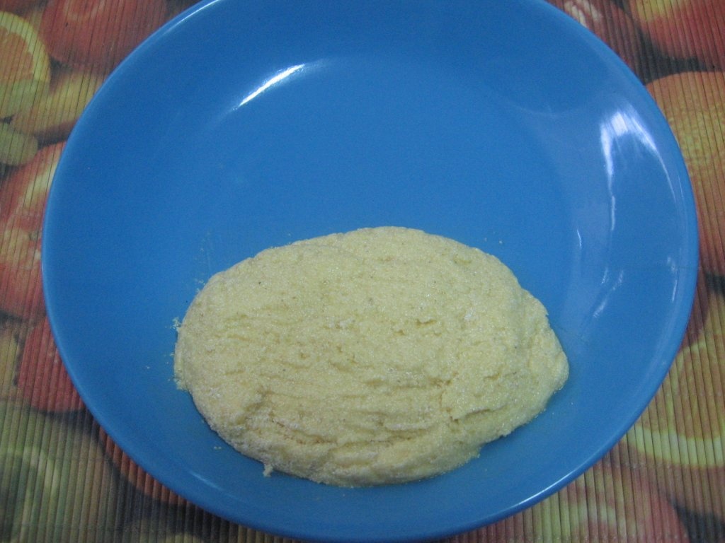 Supa de gaina de casa cu galuste de gris sau taitei