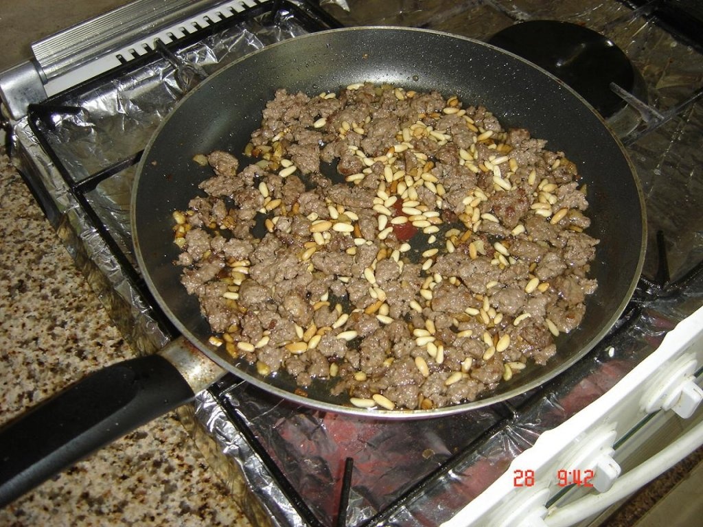 Shish Barak bi laban-Placintele cu carne in supa de iaurt