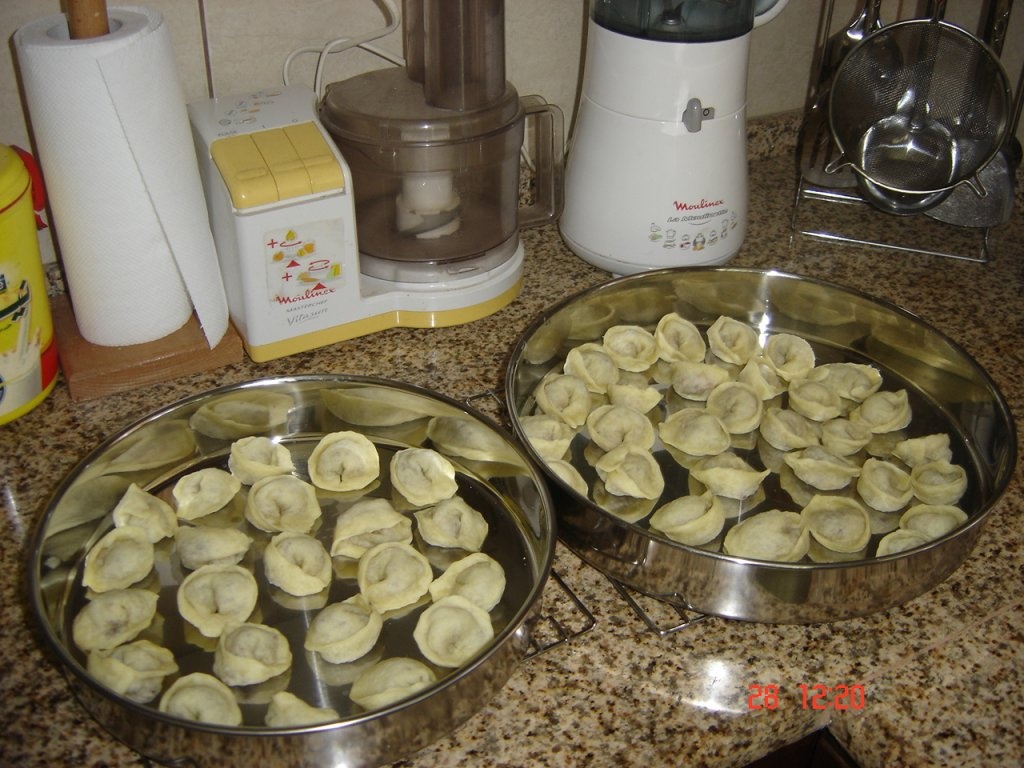 Shish Barak bi laban-Placintele cu carne in supa de iaurt