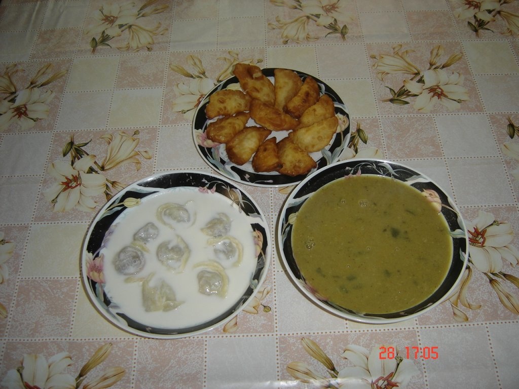 Shish Barak bi laban-Placintele cu carne in supa de iaurt