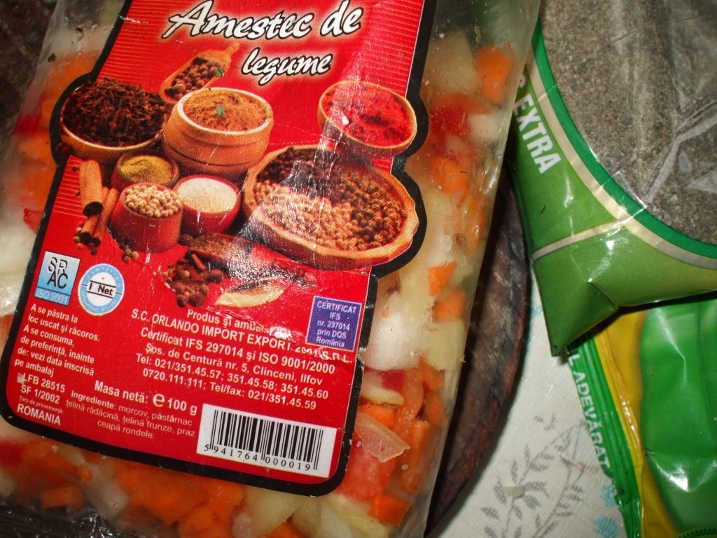 Ciorba de perisoare cu legume deshidratate