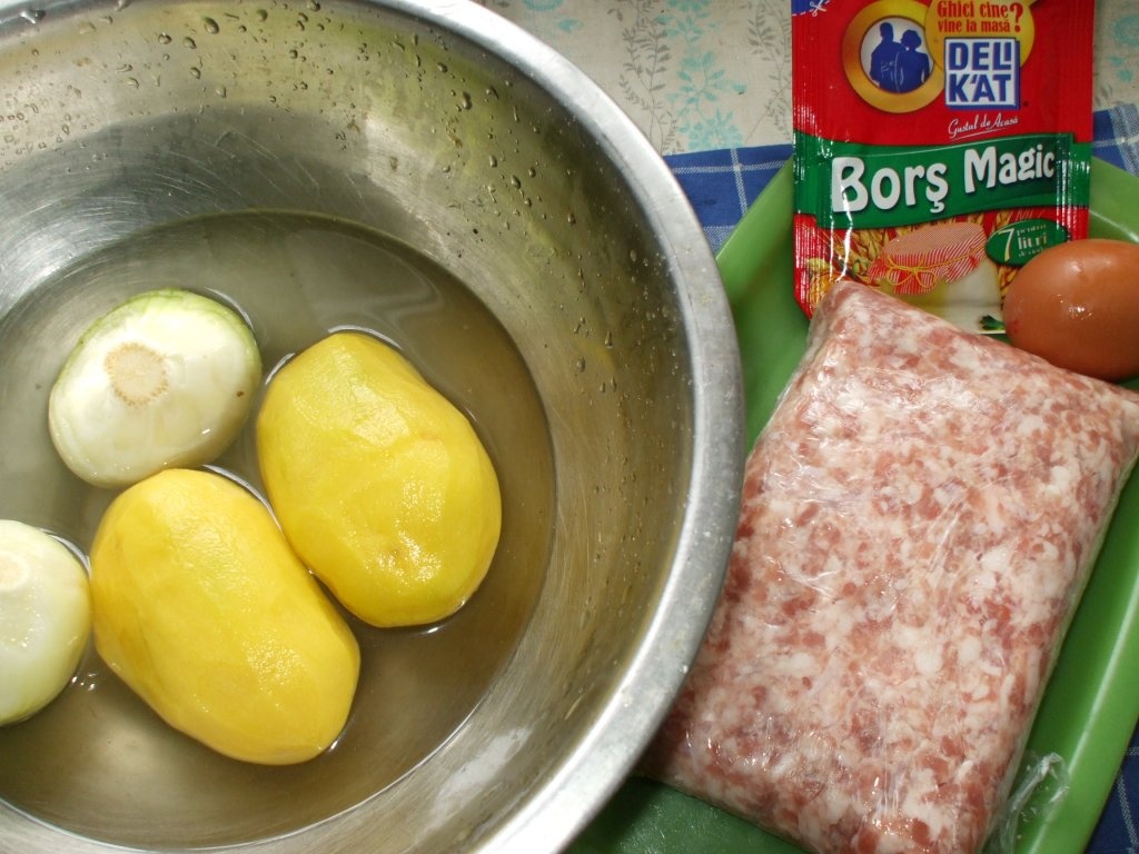 Ciorba de perisoare cu legume deshidratate