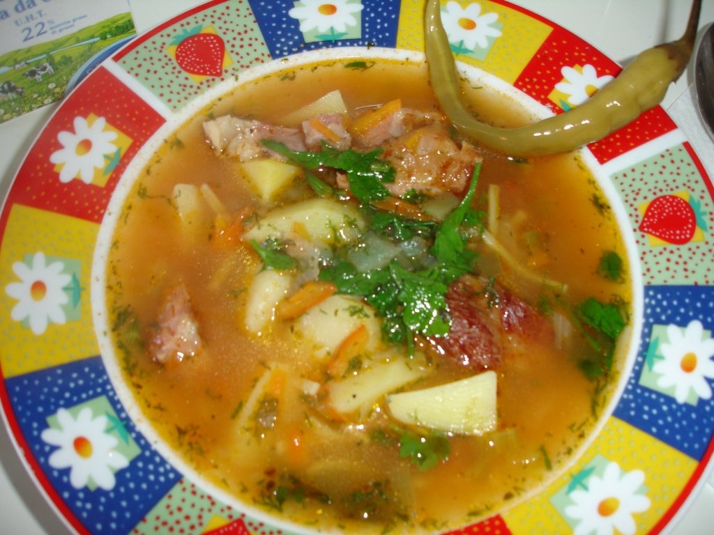 Bors de afumatura cu cartofi