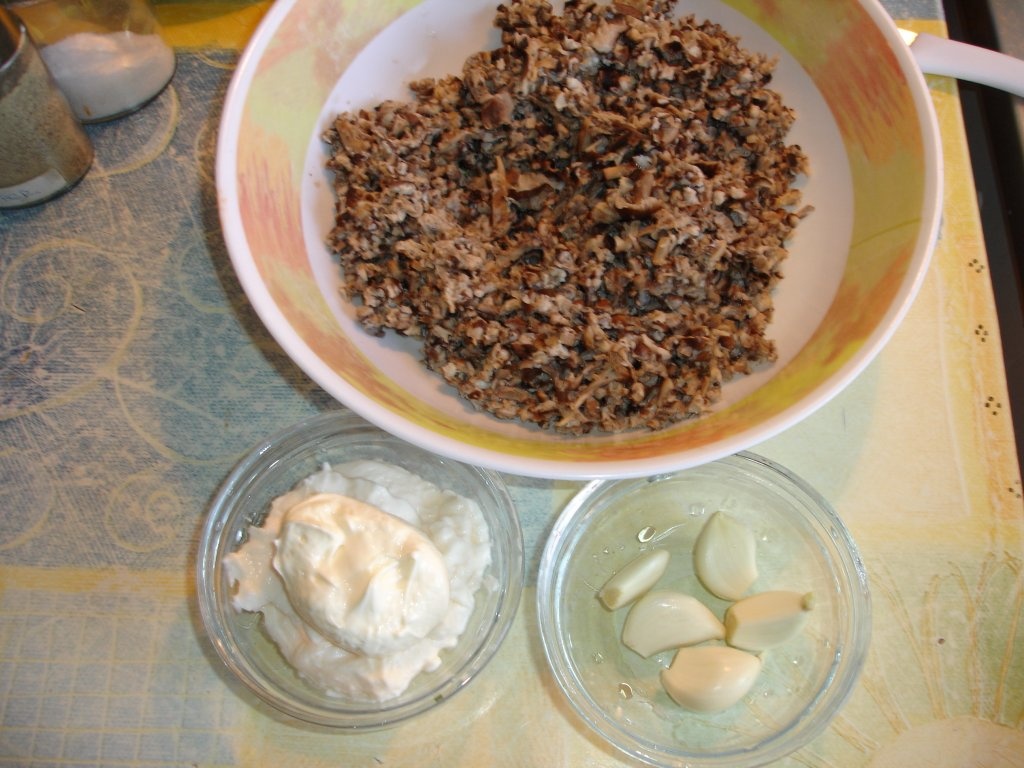 Ghebe cu maioneza si usturoi