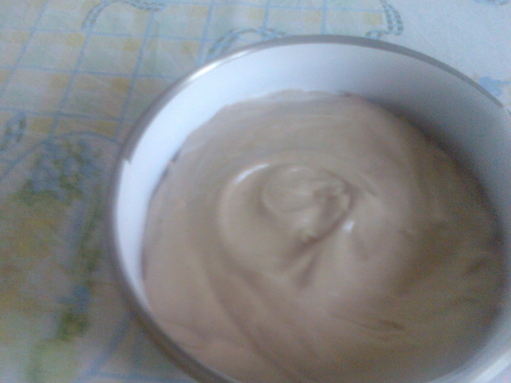 Tort cu crema de cacao si aroma de nescafe