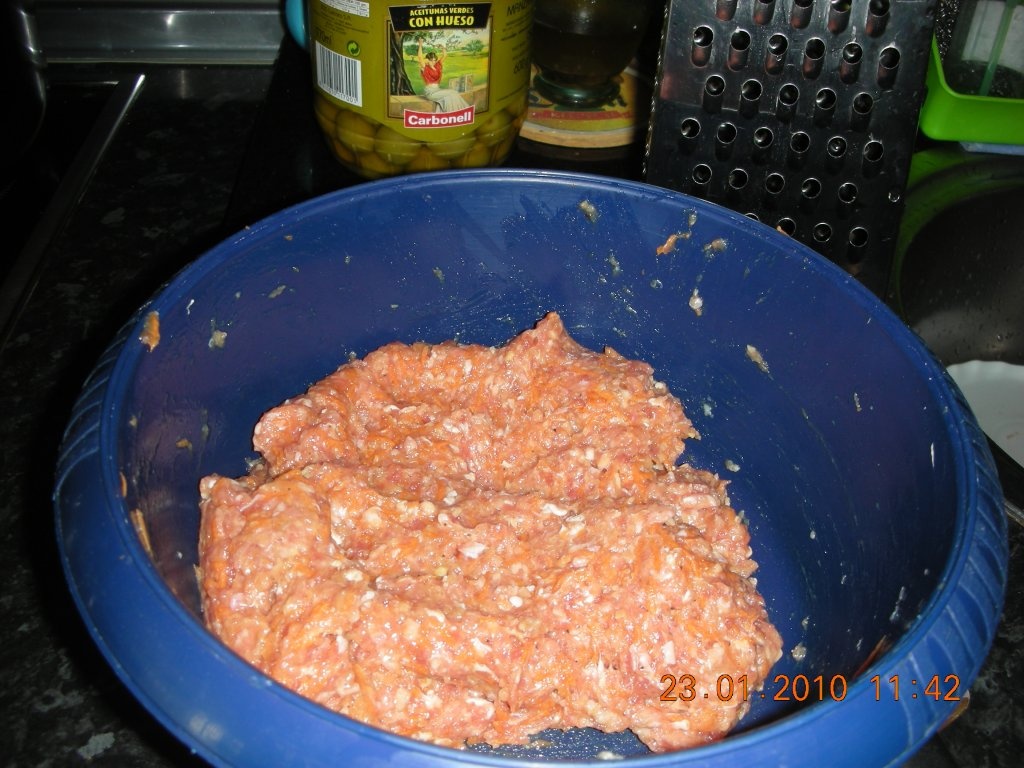 Perisoare cu sos de usuroi