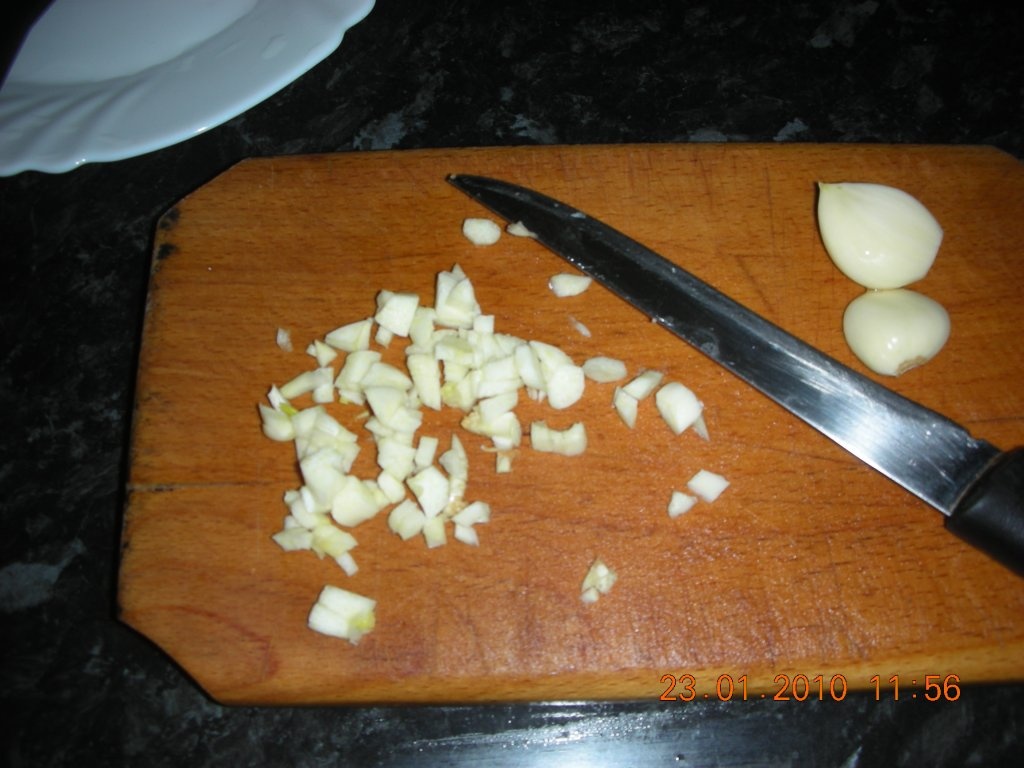 Perisoare cu sos de usuroi