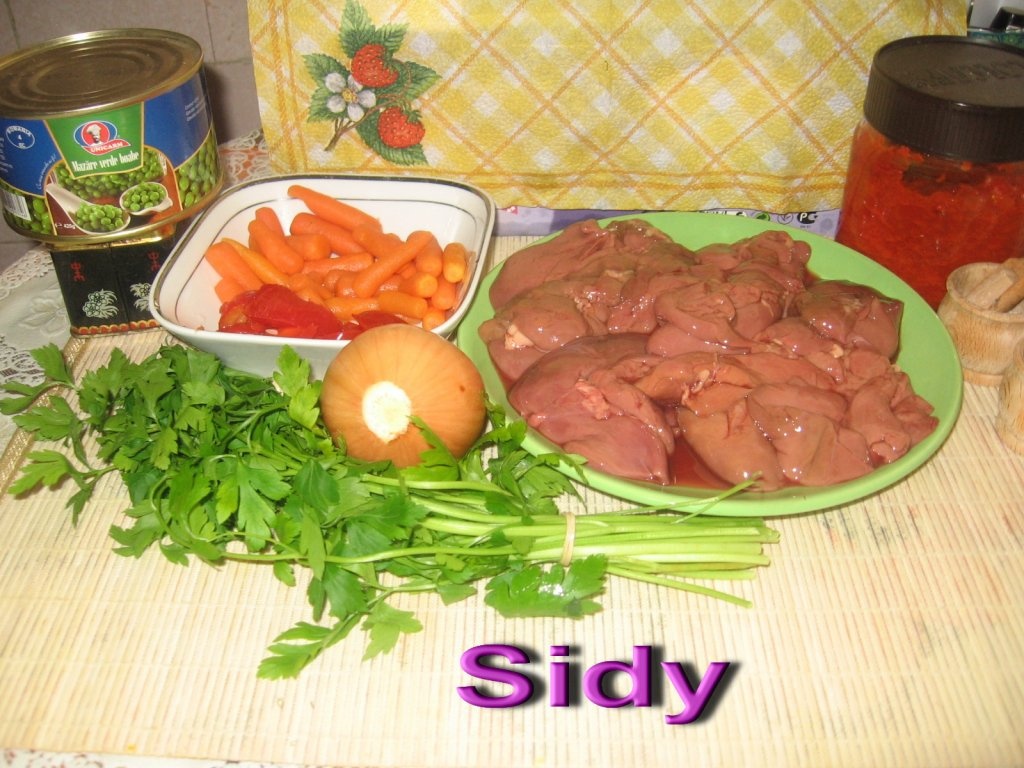 Ficatei de pasare cu mazare verde