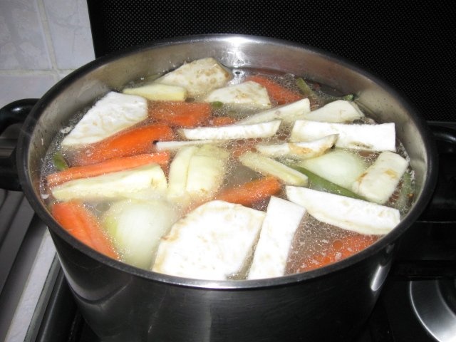 Rasol de curcan cu legume