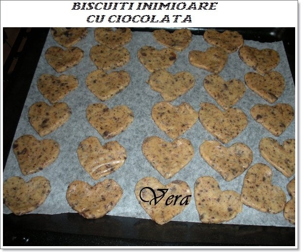Biscuiti inimioare cu ciocolata
