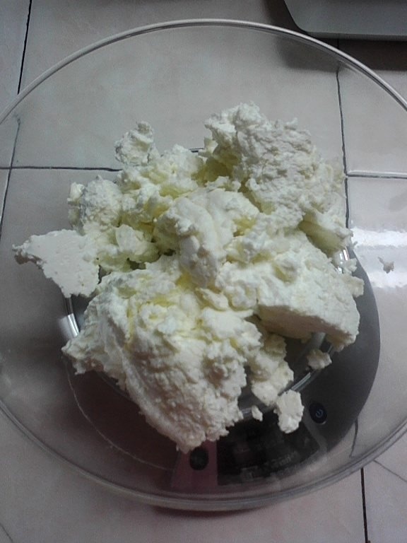 Stelute cu pasta de branza