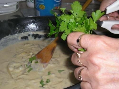 ciuperci pleurotus cu smantana si paste