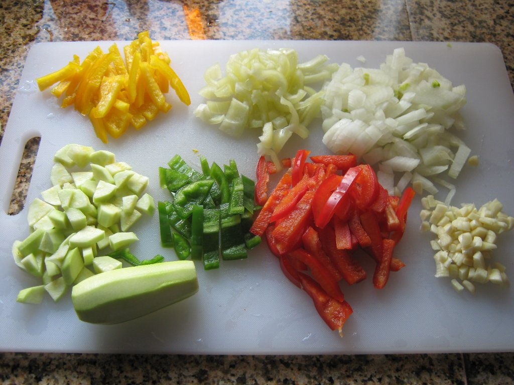 Lasagna cu carne de vita macinata si legume