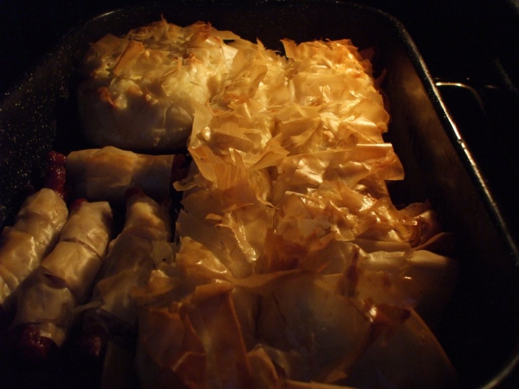 Carnatei in foi de placinta