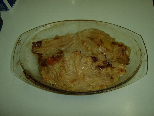 Piept de curcan invelit in foi de varza acra