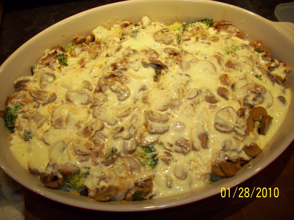 Conopida, broccoli, ciuperci si branza la cuptor