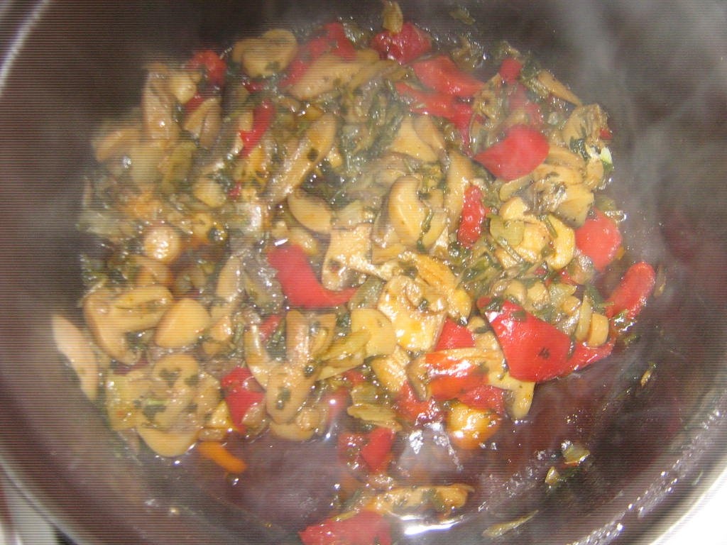 Sote de ciuperci cu piure de cartofi