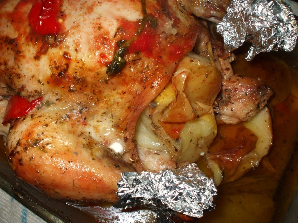 Pui la cuptor cu mar si telina