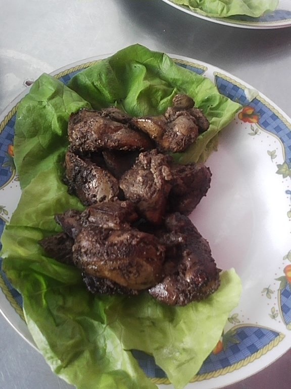 Ficatei de pui cu garnitura de orez