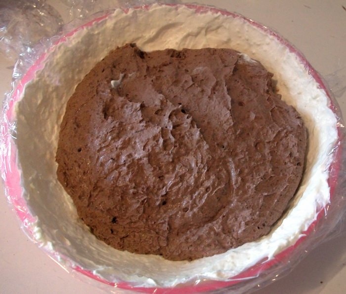 Tort Medovik cu buburuza