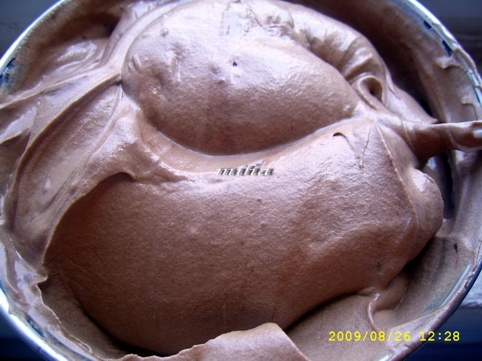 Tort cu mouse de ciocolata si menta