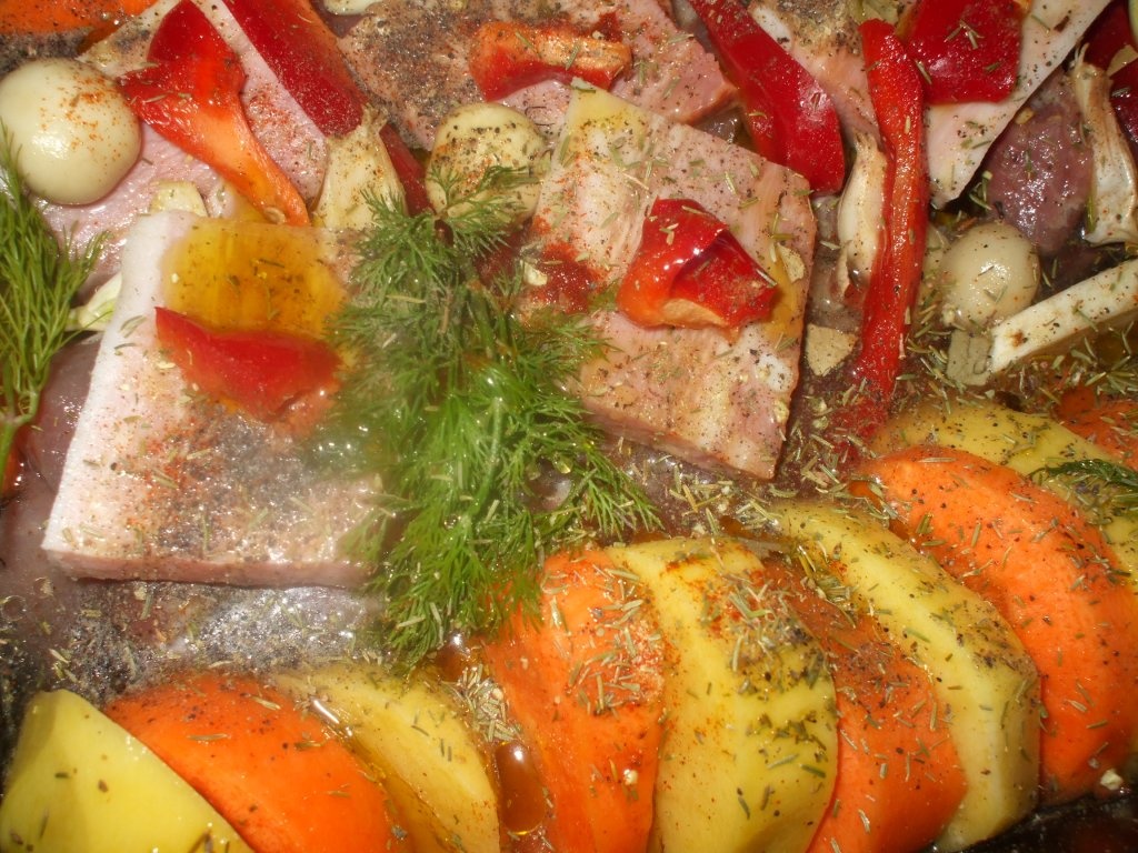 Muschi la tava cu legume