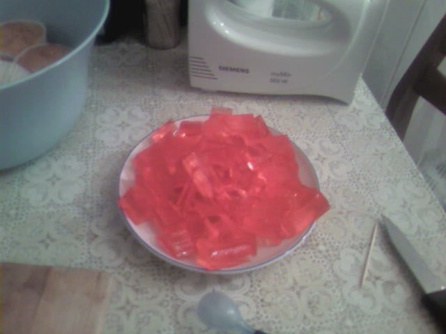 Tort cu iaurt si jeleu