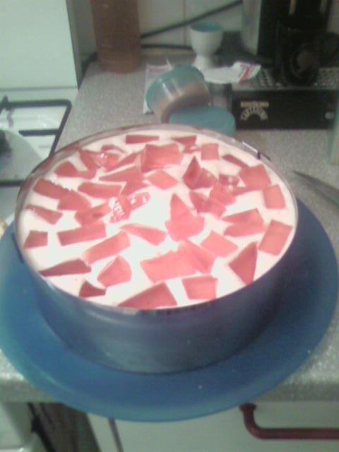 Tort cu iaurt si jeleu