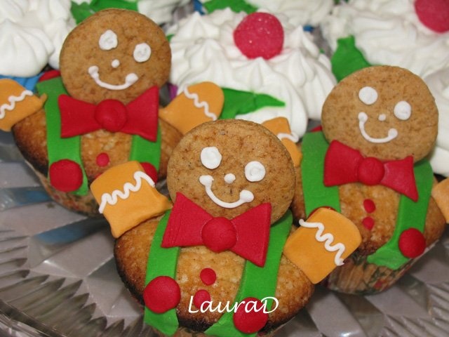 Vanilla Christmas Muffins