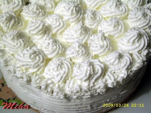 Tort cu mere si crema de zahar ars