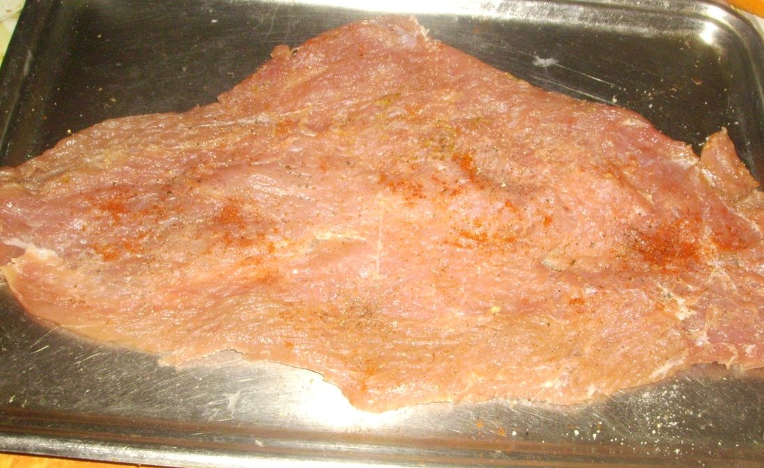 Rulada de Porc in crusta de nuci, alune si migdale,