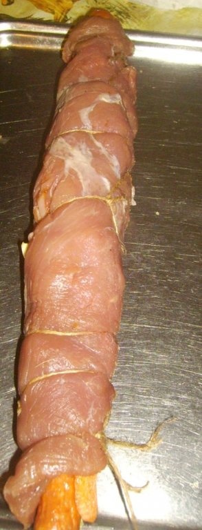 Rulada de Porc in crusta de nuci, alune si migdale,