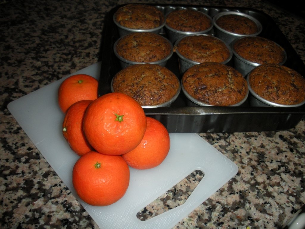 muffins cu mandarine si ciocolata