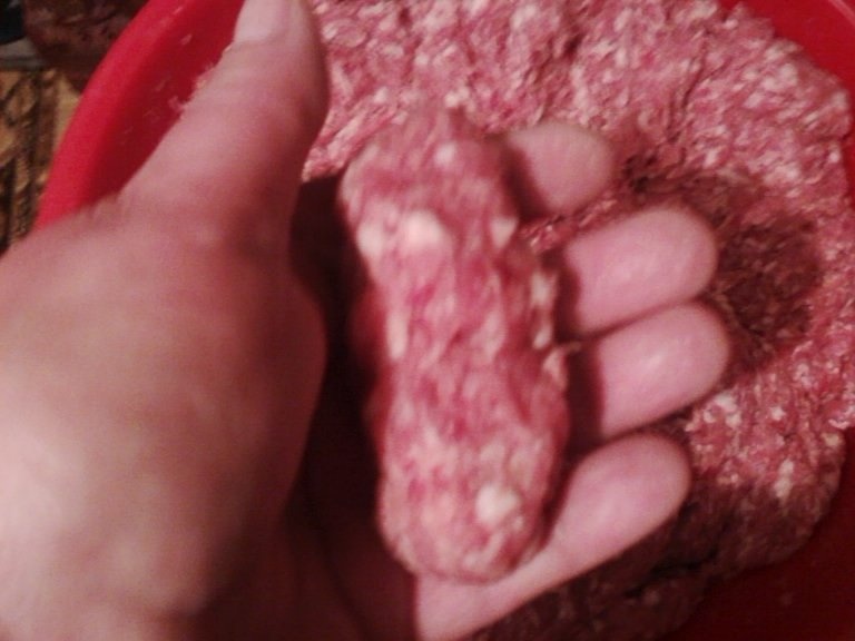 Carnati afumati de casa