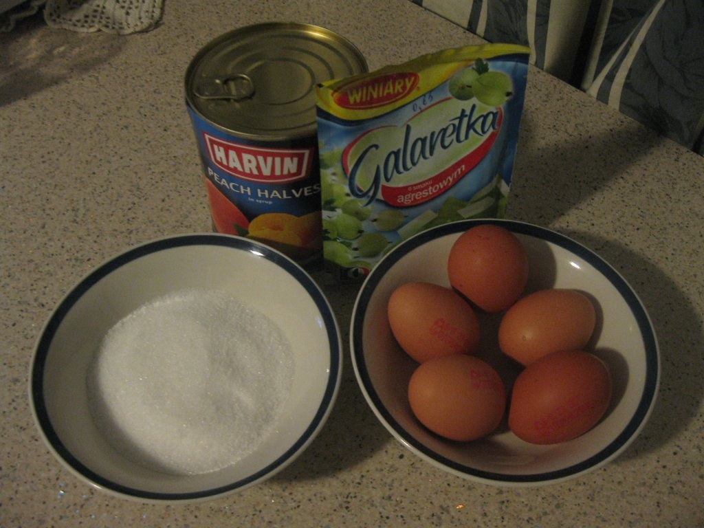 Mousse de piersici ( Musse de pessegos )